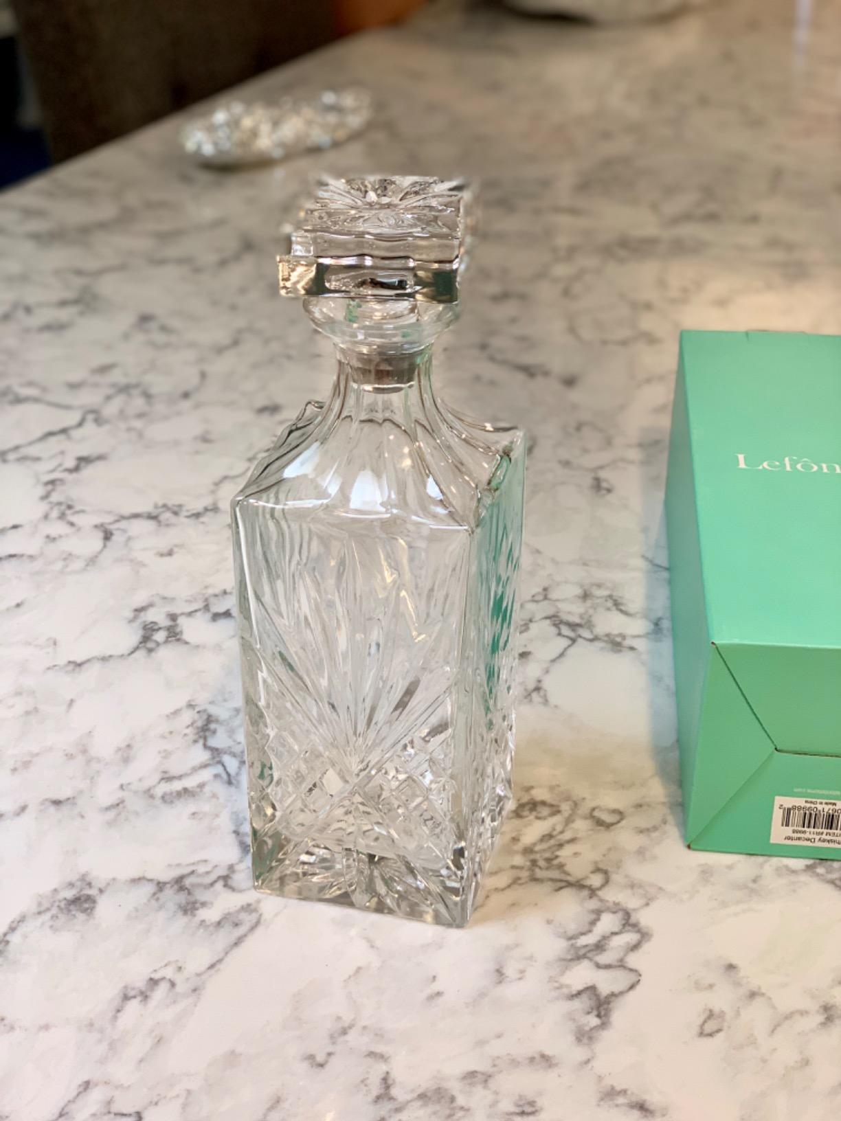Crystal Whiskey Decanter, Lead-Free Barware Gift for Men, Scotch Bourbon Liquor, Irish Cut, 750ml customer photo 2