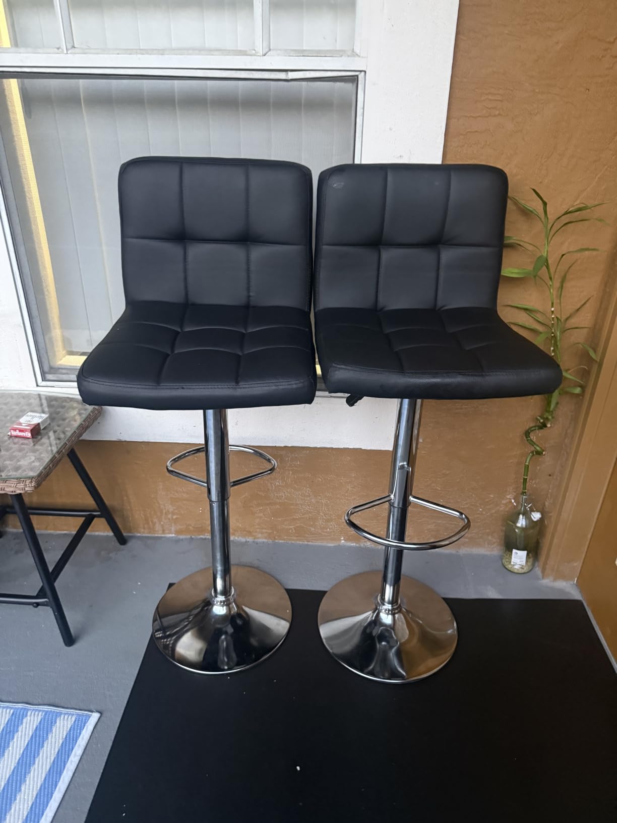 BestOffice Bar Stools Set of 2, Adjustable PU Leather Swivel Barstools, Modern Counter Stools with Back and Footrest, Counter Height Barstools for Bar, Kitchen and Dining Room customer photo 1