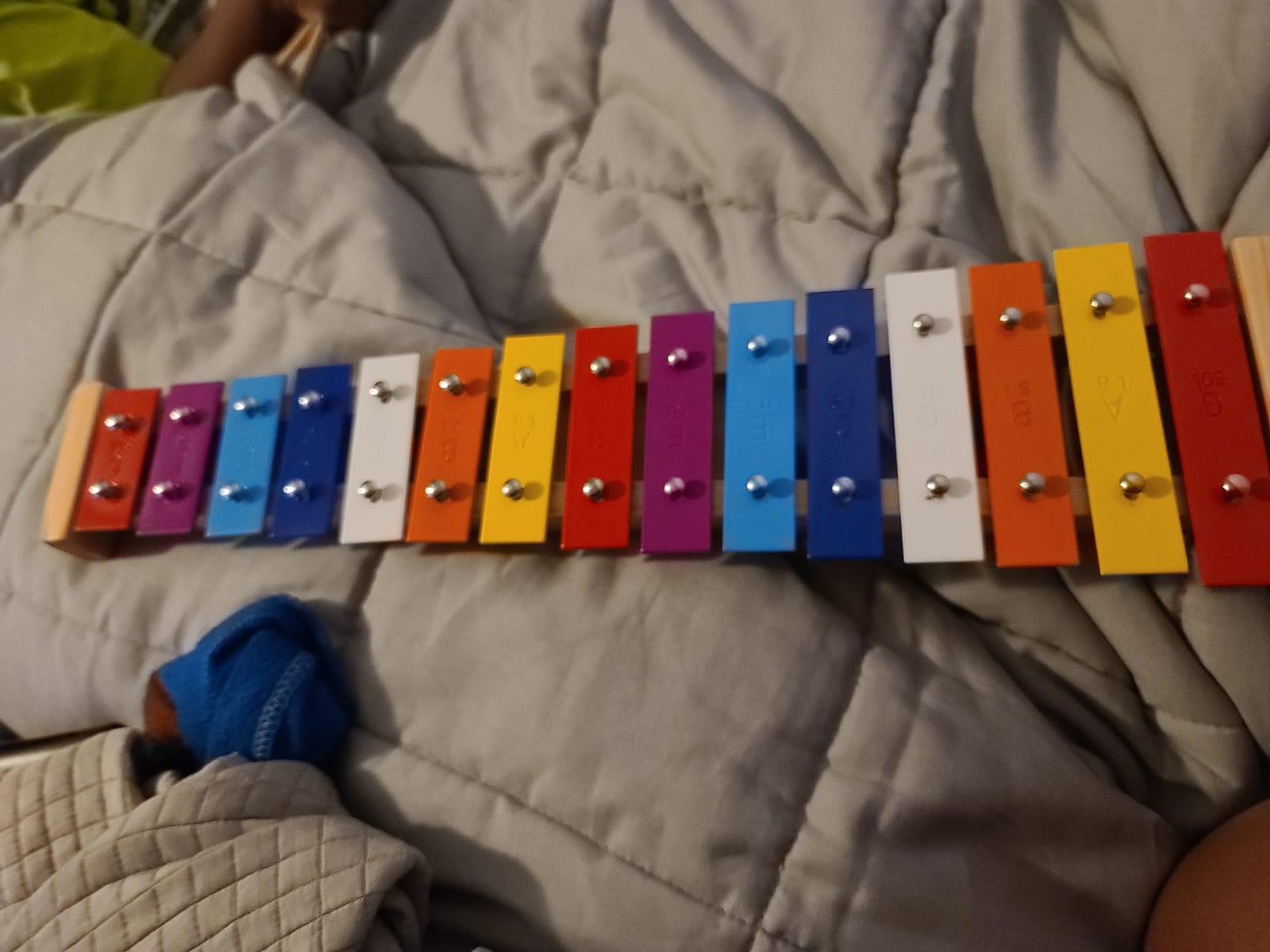 15 Tone Natural Wooden Xylophone for Kids Toddlers Adults, Metal Bar Glockenspiel with Multi-Colored Keys, Educational Percussion Instrument customer photo 1