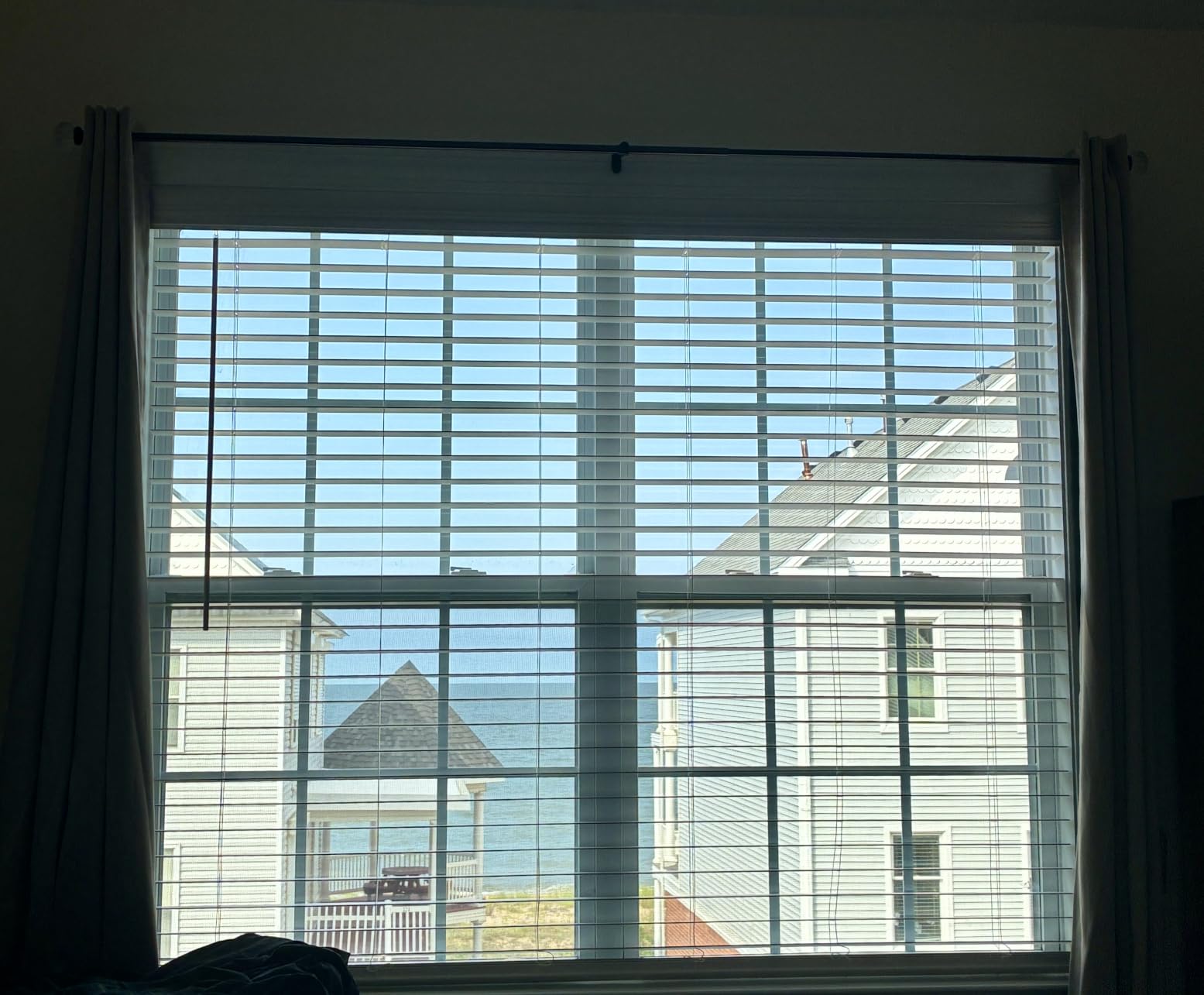 ARLO BLINDS 2