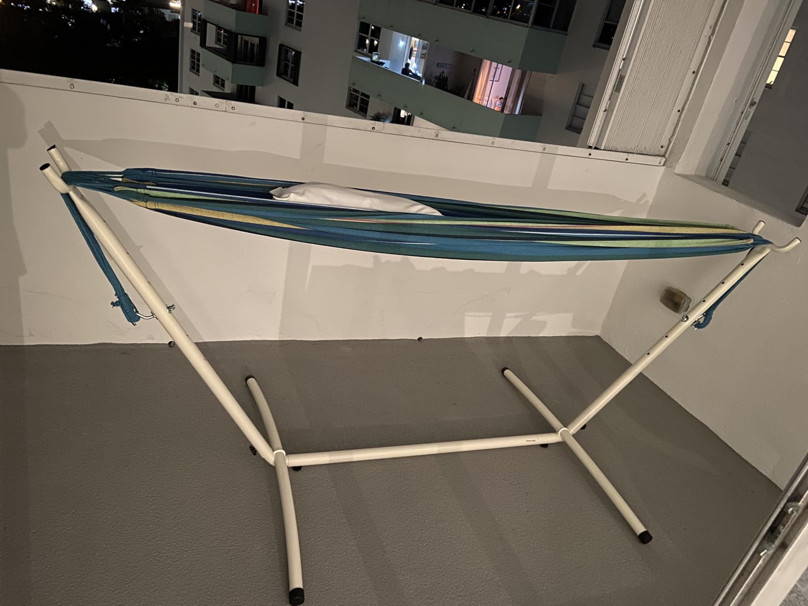 Lazy Daze Portable Hammock with Stand, Free Standing Hammocks for Indoor Outdoor Patio Yard, Has a Carrying Bag and Pillow, 9ft Steel Hamacas Heavy Duty 2 Person Amaca 450 lbs Capacity(White) customer photo 2