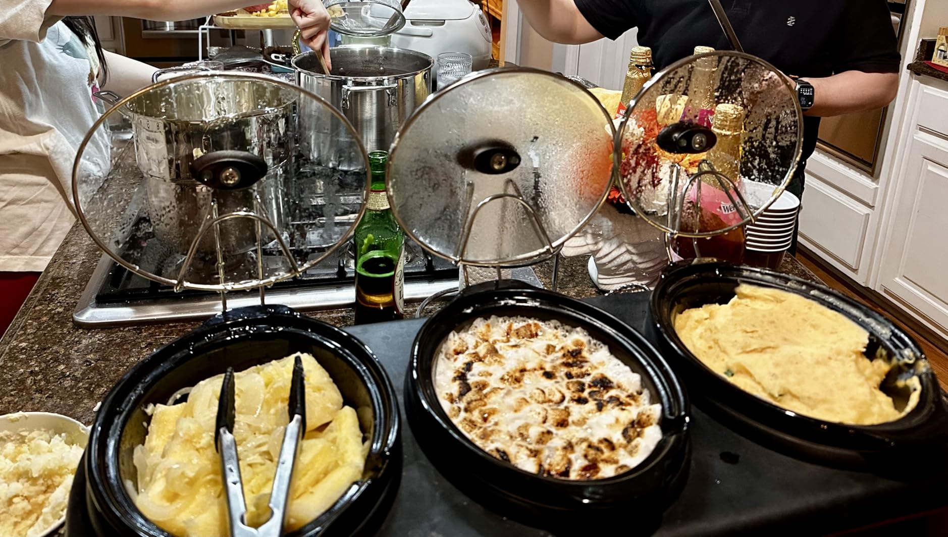 Elite Gourmet EWMST-325R Triple Slow Cooker Buffet Server, 3 x 2.5 Qt, Red | Adjustable Temp, Dishwasher-Safe Oval Ceramic Pots with Lid Rests - Great for Parties & Entrees customer photo 2