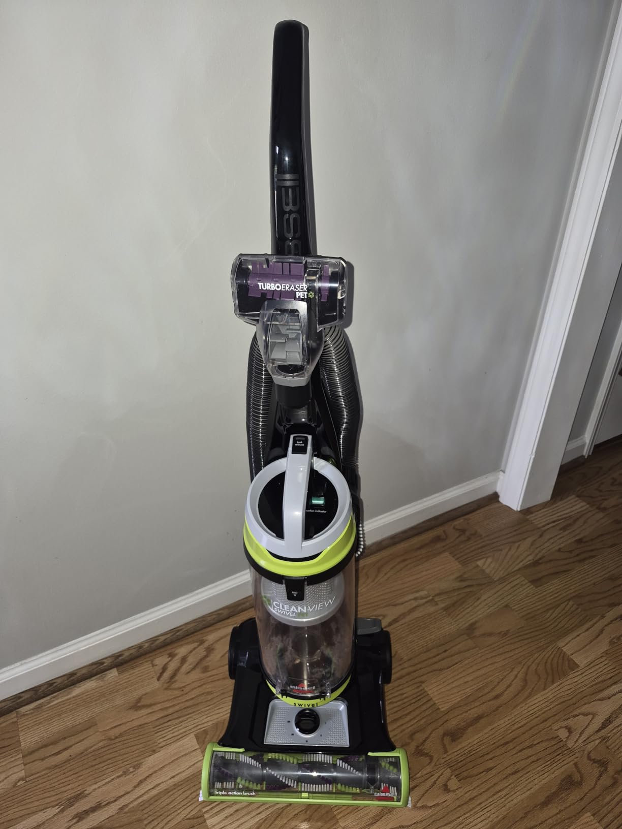 Bissell CleanView Swivel Pet Upright Vacuum, Swivel Steering, Triple Action Brush Roll, Large Capacity, 2252 customer photo 2