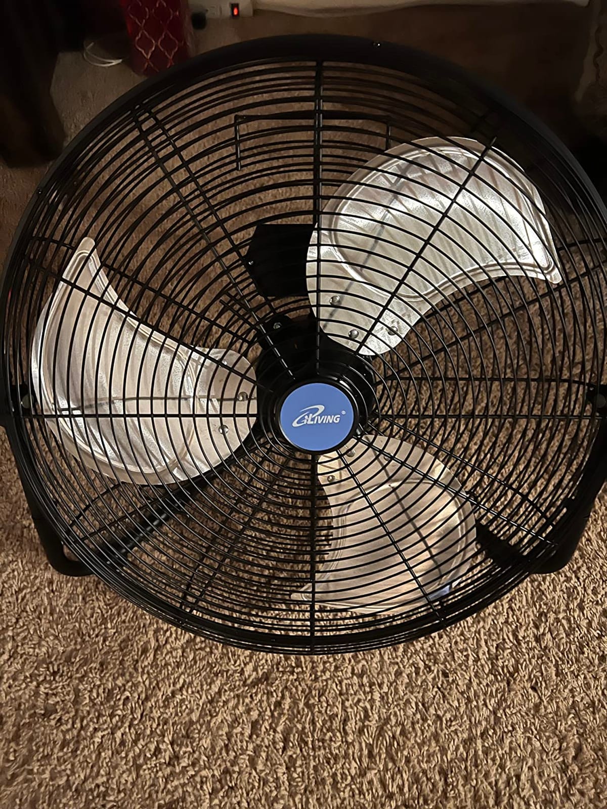 iLIVING 20 Inch Heavy Duty Floor & Wall Mount Fan - 5750 CFM High Velocity, 120-Watt, 3-Speed, Industrial Cooling for Garage, Workshop, Office, Home - UL Listed, Black customer photo 2
