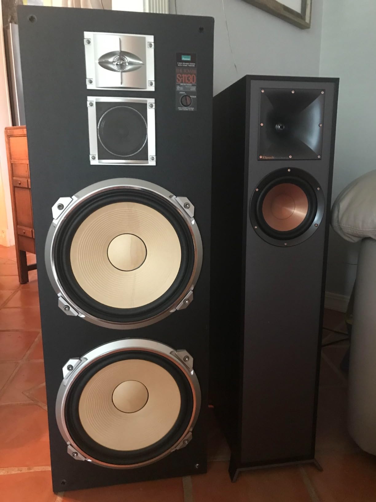 Klipsch R-610F Floorstanding Speaker, Black | Home audio and home theater with 1-inch aluminum tweeter, 6.5-inch copper woofer and 5-year warranty customer photo 2