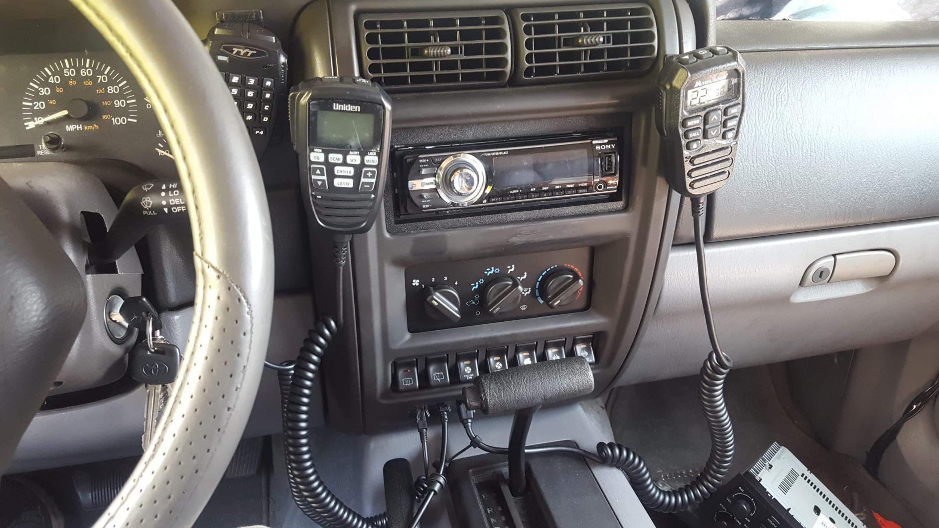 Midland MXT275 15W MicroMobile GMRS Two-Way Radio | Integrated Control Microphone, 15 Hi Power Channels, 8 Repeater Channels, NOAA Weather Scan and Alert and 142 Privacy Codes customer photo 1