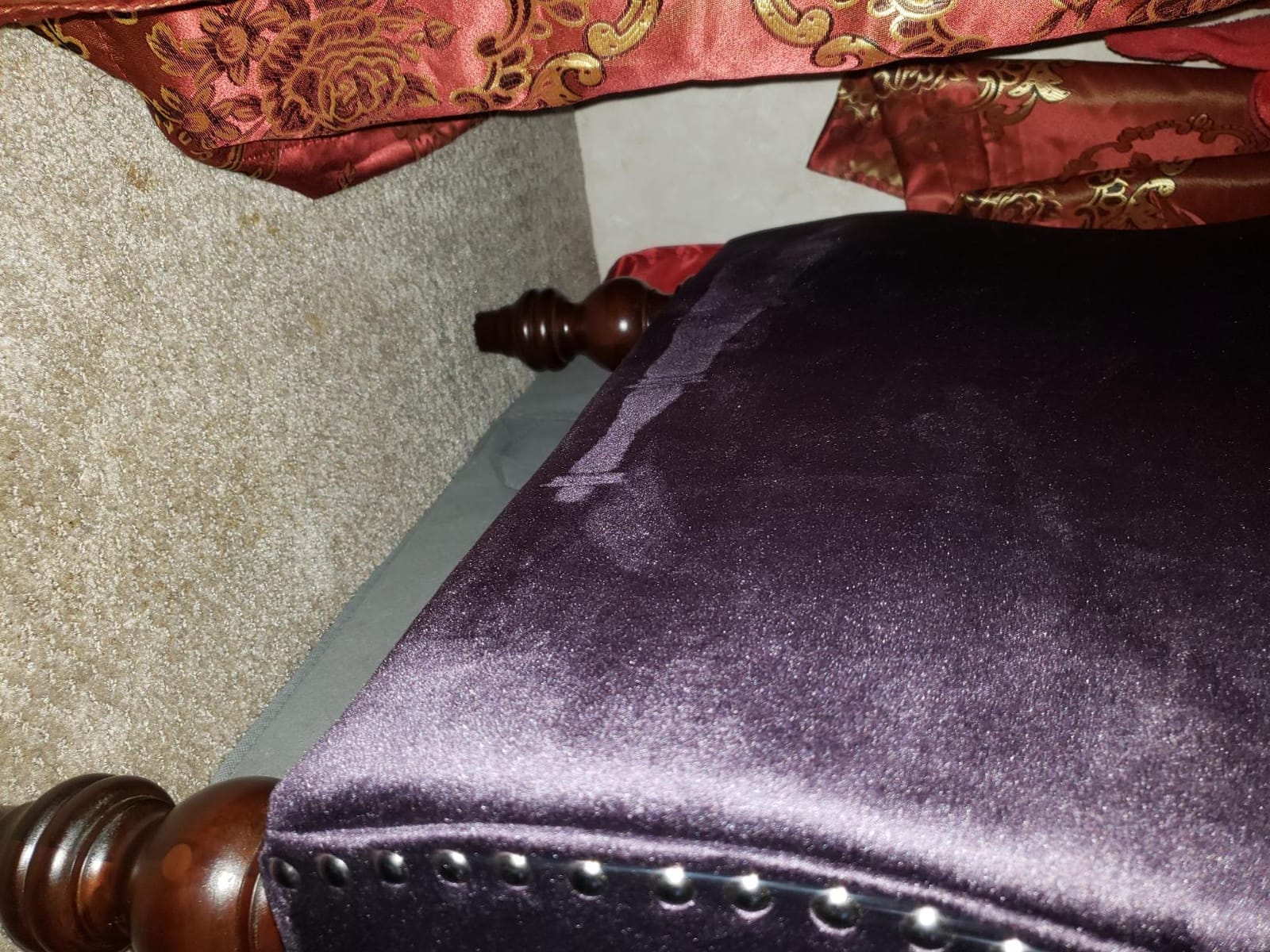 Christopher Knight Home Karen Traditional Chesterfield Loveseat Sofa, BlackBerry and Dark Brown, 61.75 x 33.75 x 27.75 customer photo 2
