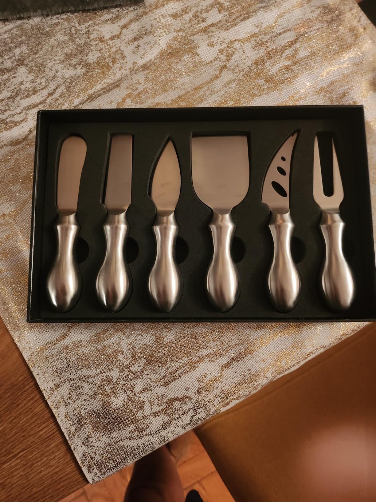WoneNice Cheese Knife Set, 6-Piece Stainless Steel Knives for Charcuterie, Gift for Wedding Housewarming Christmas customer photo 1