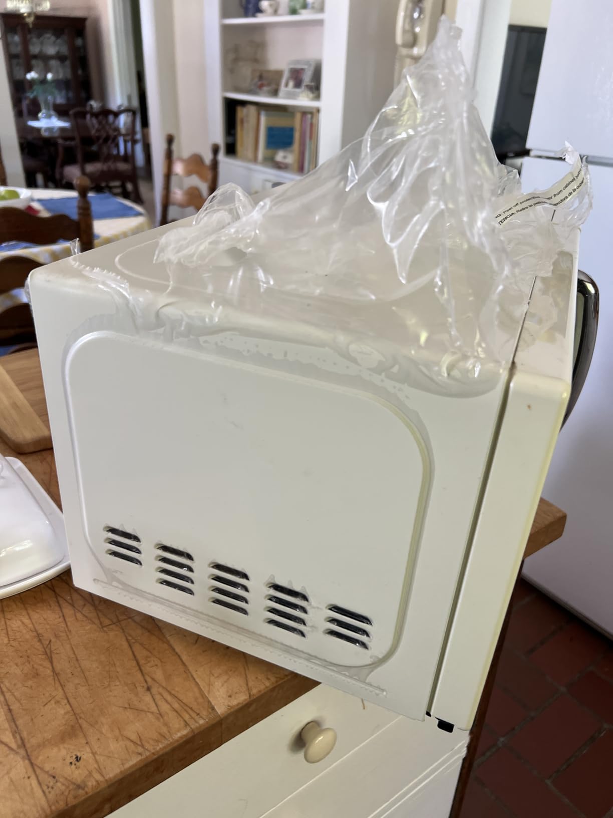 COMFEE' Countertop Microwave Oven, 0.7 Cu.Ft, 700W, Pearl White, ECO Mode customer photo 2