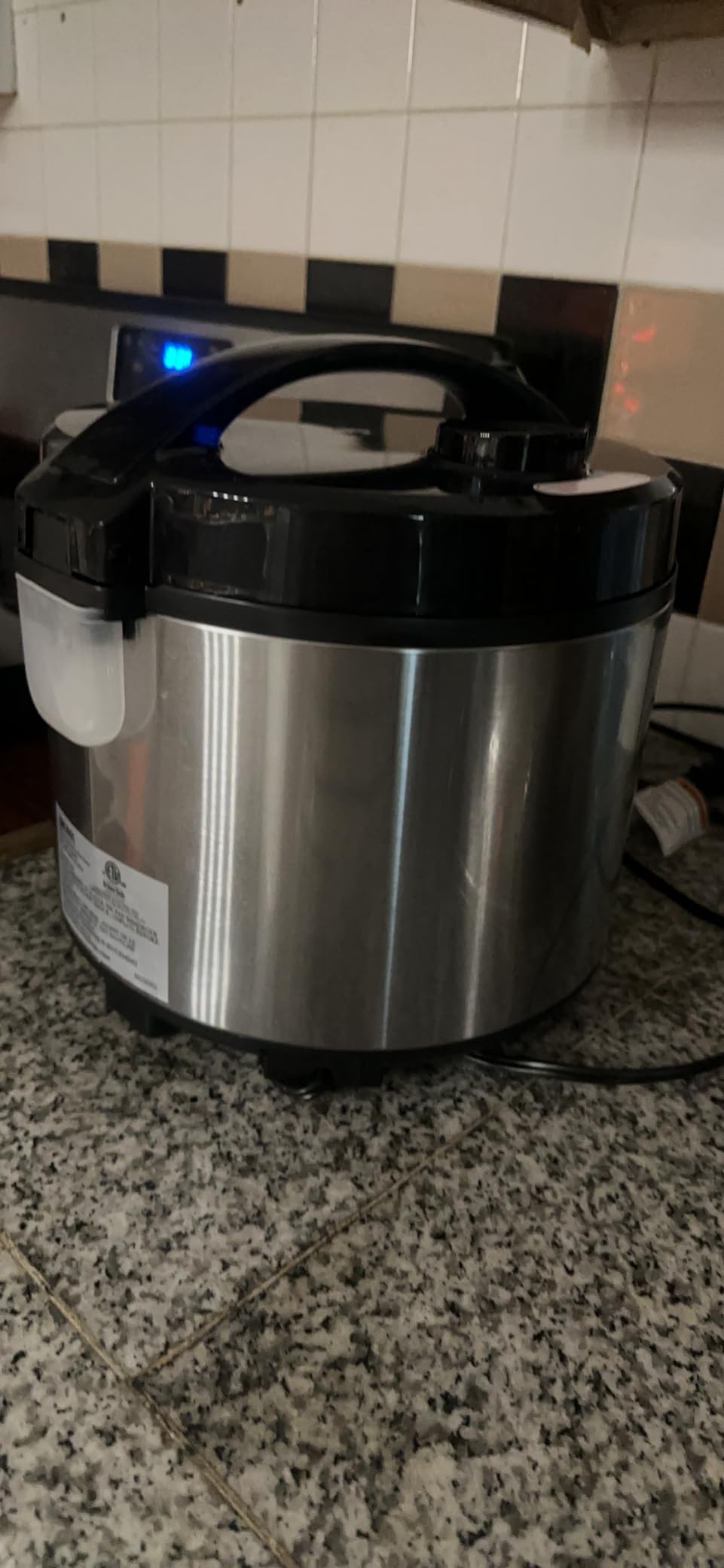 Aroma Housewares AROMA Professional 20-Cup (Cooked) / 5Qt. Digital Rice Cooker, Steamer, and Slow Cooker Pot with 10 Smart Cooking Modes, Including Sauté-then-Simmer customer photo 2
