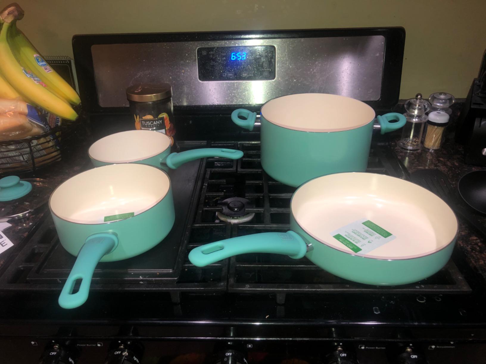 GreenLife 16 Piece Ceramic Nonstick Pots & Pans Cookware Set, Black customer photo 2