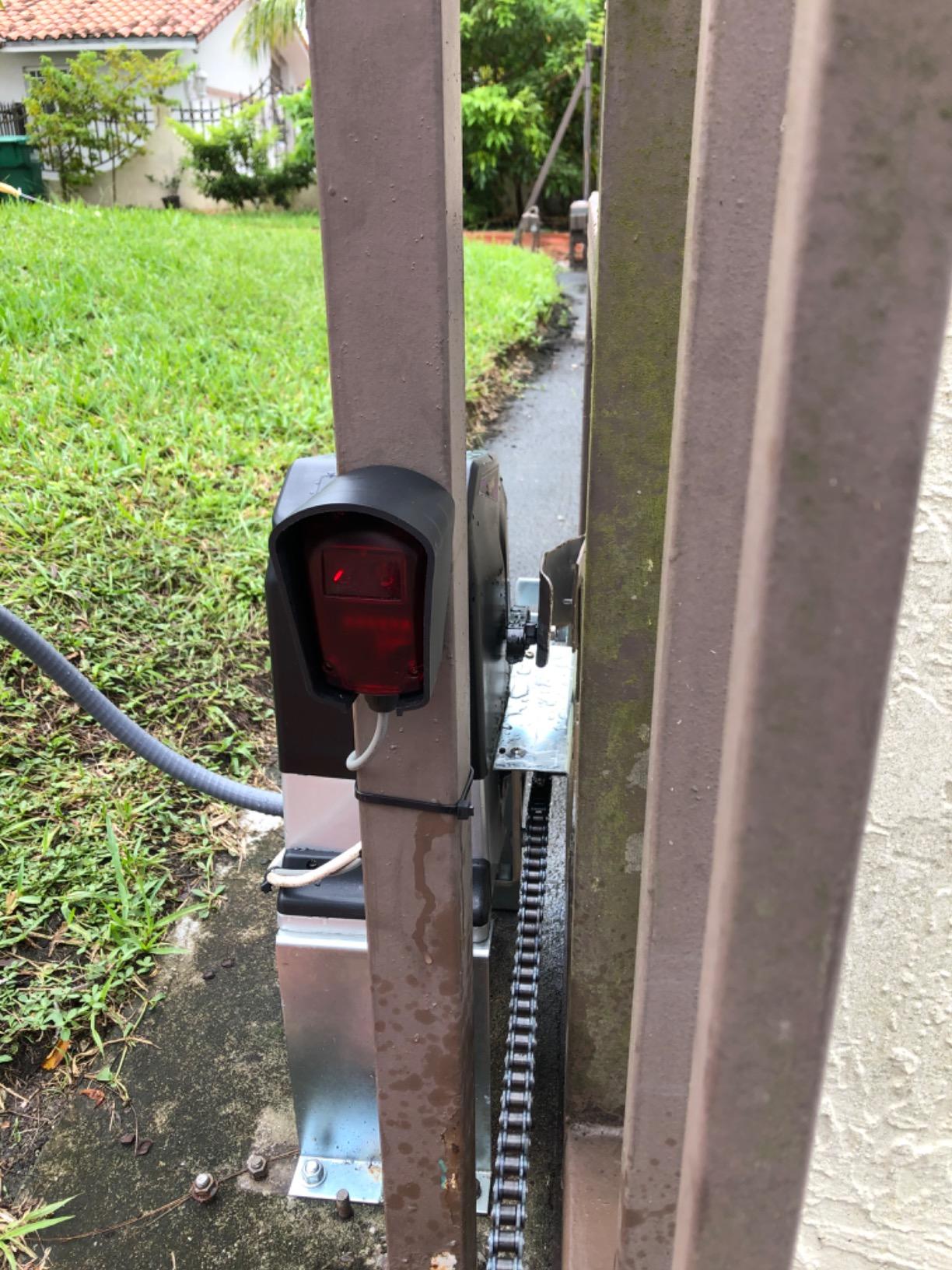 TOPENS CK1200 Automatic Sliding Gate Opener Chain Drive Electric Gate Motor for Heavy Driveway Slide Gate Up to 3400 Pounds, Security Gate Operator AC Powered with 20ft Roller Chain and Remote Control customer photo 1