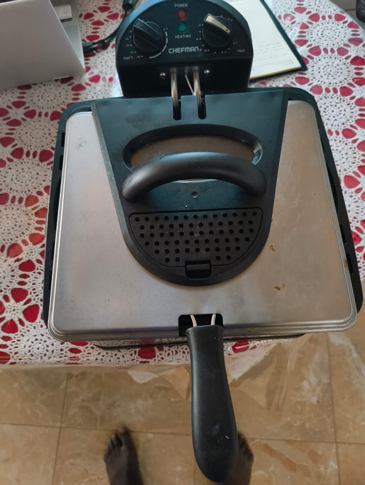 Chefman 4.5 Liter Deep Fryer w/Basket Strainer, XL Jumbo Size, Adjustable Temperature & Timer, Stainless Steel customer photo 2
