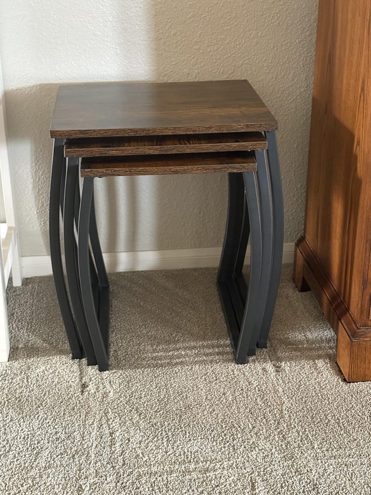 SRIWATANA Nesting Tables, Vintage Side End Tables Living Room, Coffee Snack Table Set of 3 customer photo 1