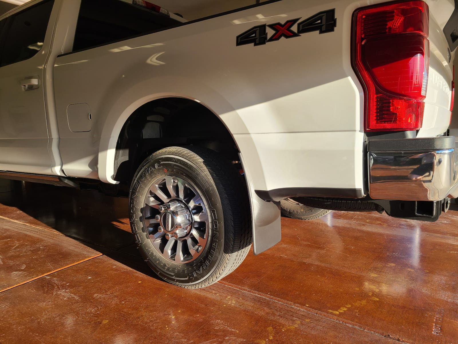 WeatherTech Custom No Drill Splash Guard MudFlaps for Ford Super Duty, Super Duty - Front & Rear Set (110065-120065), Black customer photo 1