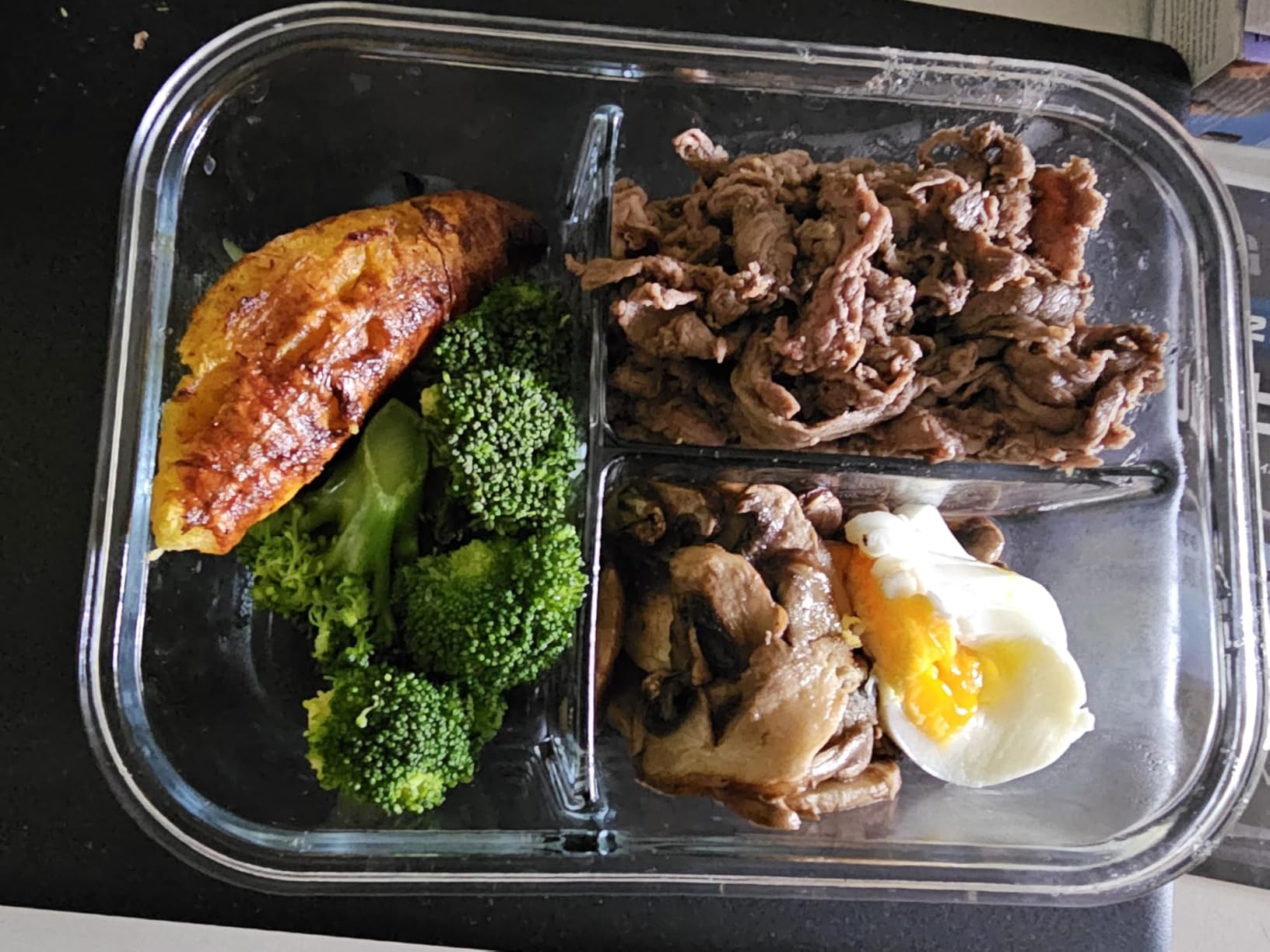 M MCIRCO 5 Pack,36 oz, 3 Compartments Glass Meal Prep Containers with Lids | Divided Glass Food Storage Containers, Portion Control Lunch Containers, Microwave, Oven, Freezer, Dishwasher, BPA Free, Gray customer photo 1