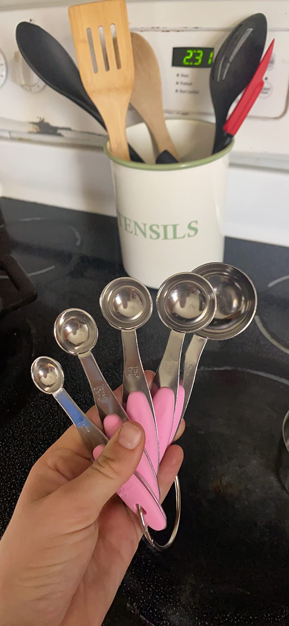 Joyhill Copper Measuring Cups and Spoons Set of 10 Piece, Stainless Steel Nesting Measuring Cup Set with Soft Touch Silicone Handles for Dry and Liquid Ingredients customer photo 1