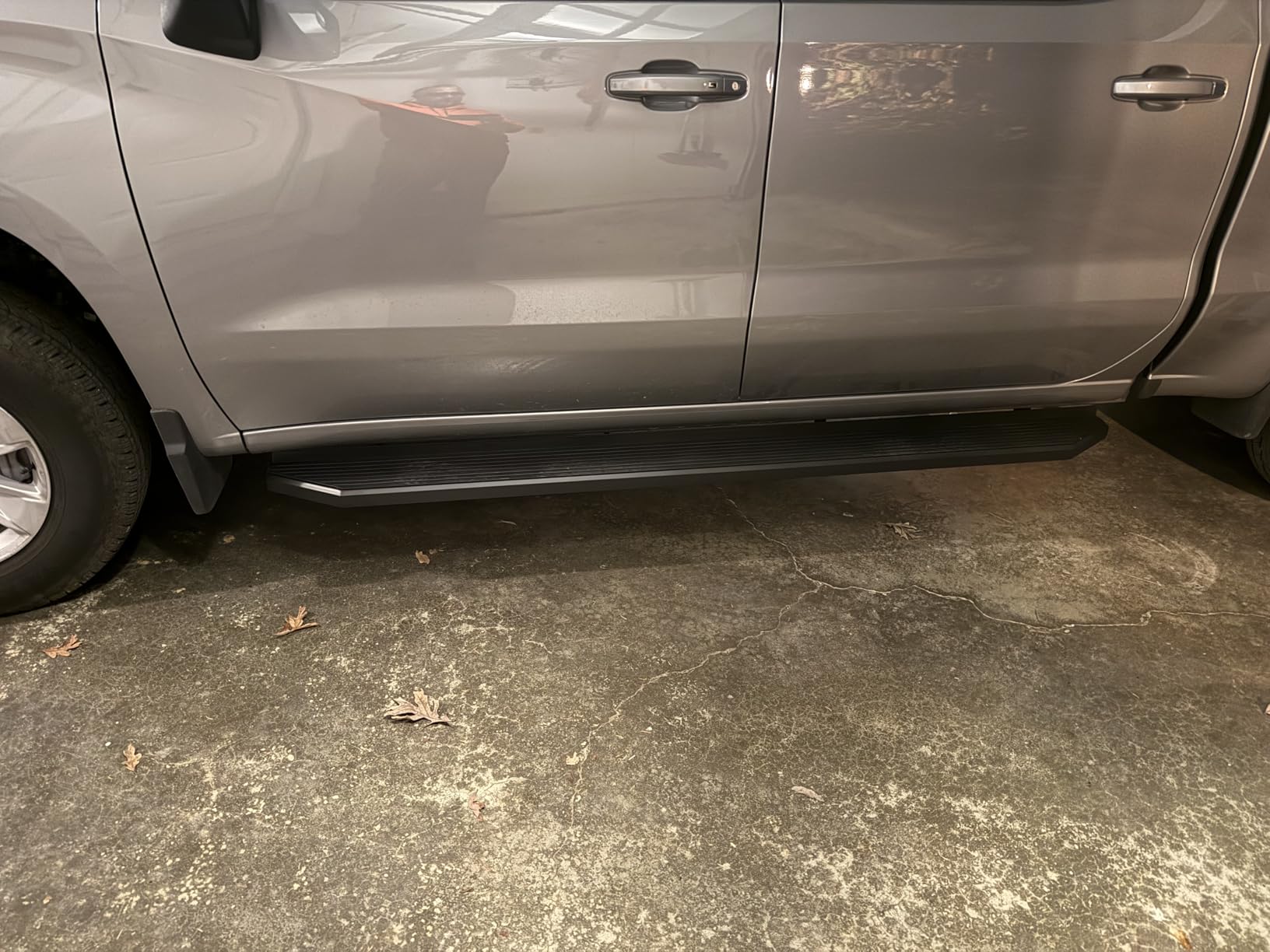 APS 6-inch (Black Stainless Steel Flat Style) Running Boards Nerf Bars Side Steps Step Rail Compatible with Ram 1500 2019-2026 Crew Cab customer photo 1