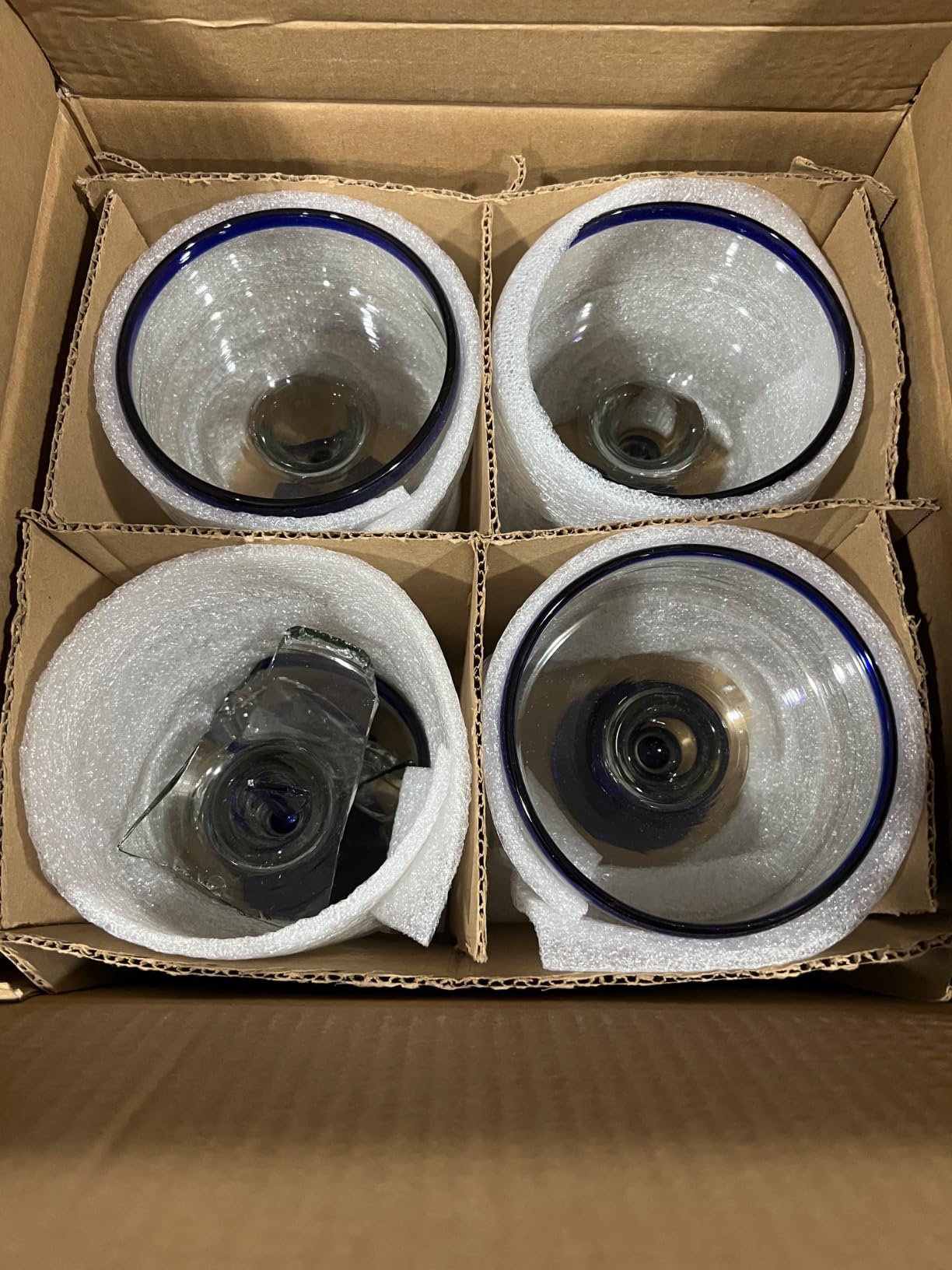 Dos Sueños Mexican Hand Blown Glass - Set of 4 Hand Blown Margarita Glasses - Cobalt Blue Rim (16 oz) customer photo 2