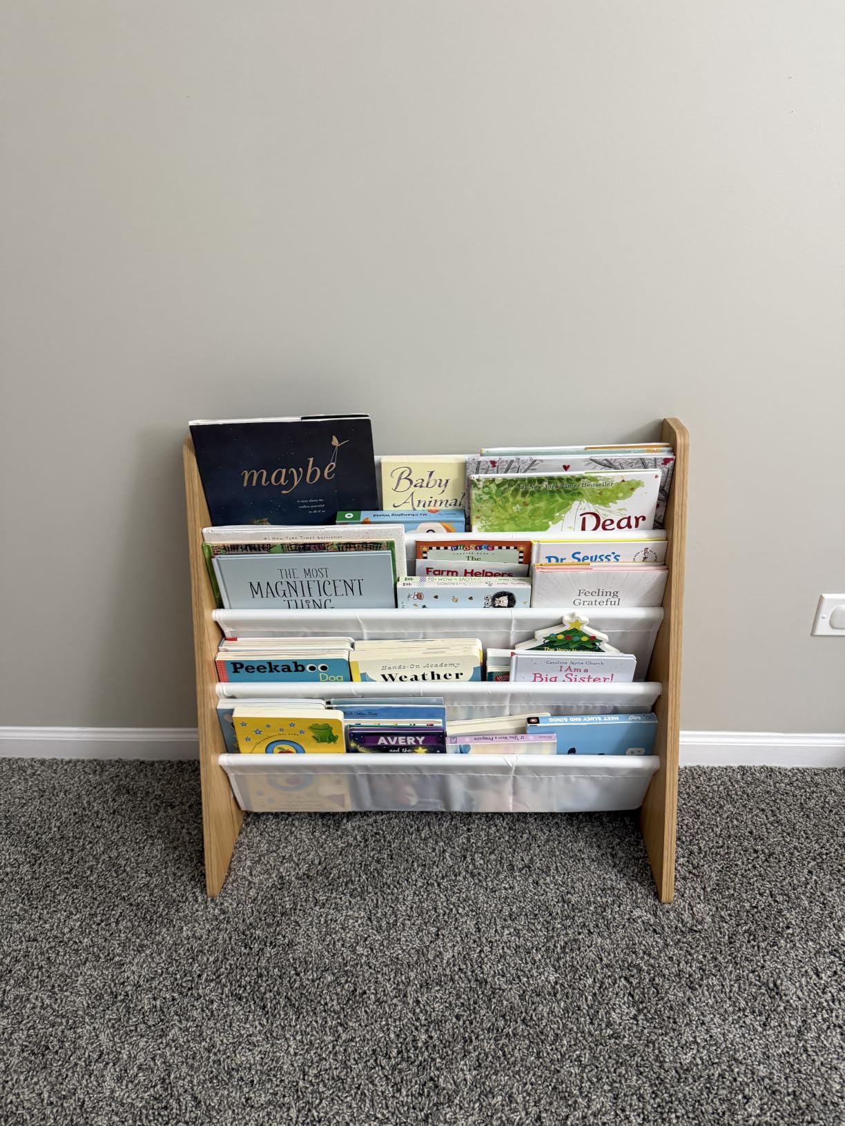 Humble Crew Kids Bookshelf, 4-Tier Front-Facing Book Display Organizer, Montessori Toddler Bookcase for Playroom, Bedroom & Reading Corner, Natural Wood/White customer photo 1