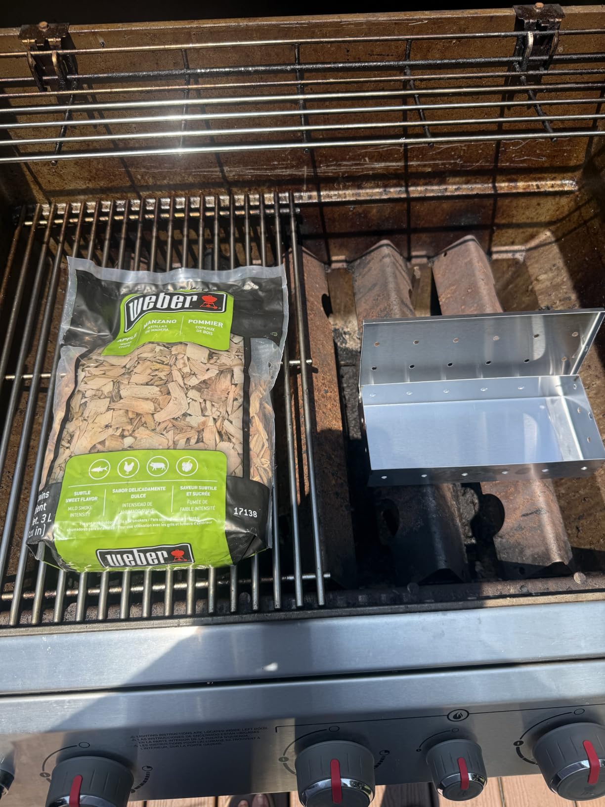 Kaluns Universal Stainless Steel Smoker Box, Gas or Charcoal Grill Smoke Box, Works with Wood Chips, add Delicious Smoked Flavor, Hinged Lid, Warp Free Grill Accessories customer photo 1