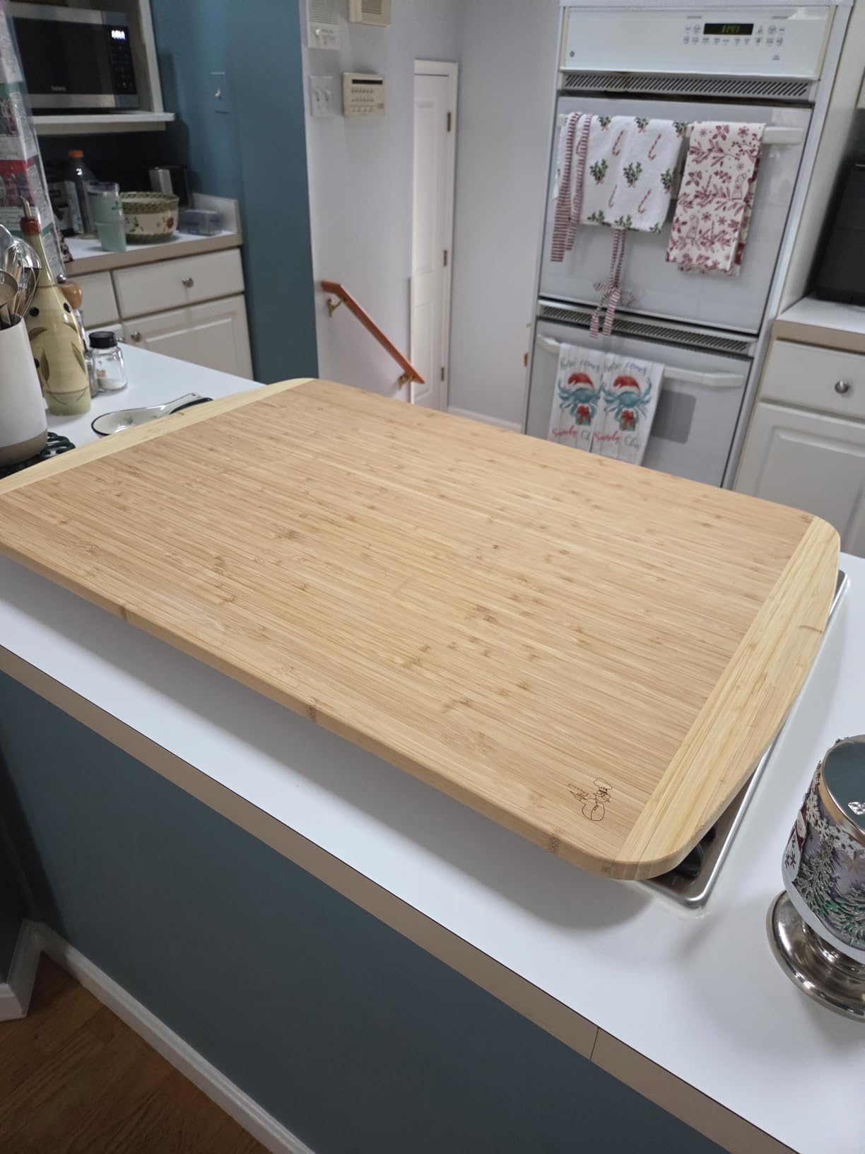 ENORMOUS 30 x 20 Organic Extra Large Cutting Board with Lifetime Replacements - Wood Bamboo Chopping Board - Wooden Butcher Block Cutting Board for Carving Turkey, Grilling Brisket and BBQ customer photo 2