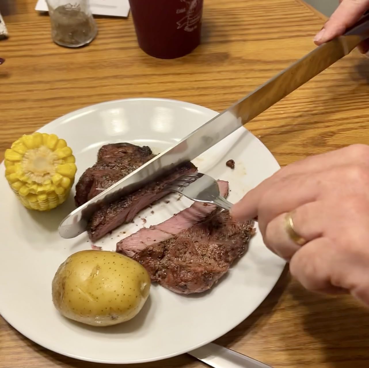 Cutluxe Brisket Knife, 12