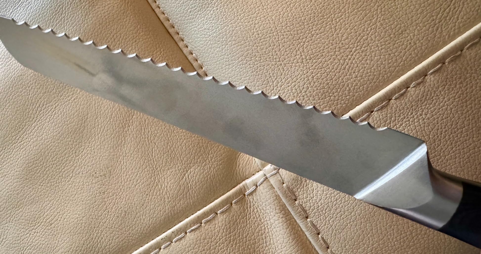 Cutluxe Artisan Series Bread Knife, 10