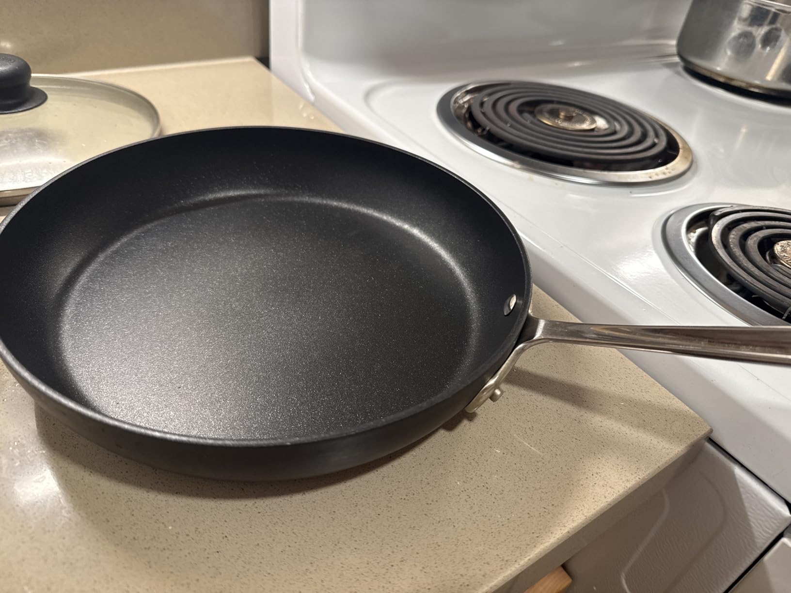 All-Clad HA1 Expert Nonstick 2-Piece Sauce Pan Set with Lids | 2.5Qt. and 4Qt. sauce pans set, Long-lasting non-stick, Dishwasher safe, Oven Safe up to 500°F customer photo 1