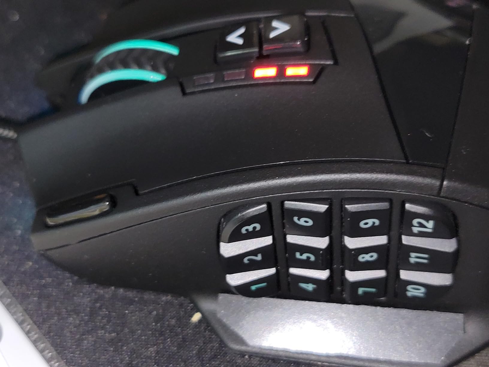 UtechSmart Venus Pro Wireless MMO Gaming Mouse - 16000 DPI RGB | 16 Programmable Buttons, High Precision Laser 2.4G, 70Hr Battery, Ergonomic Grip, Optical Sensor, Black customer photo 2