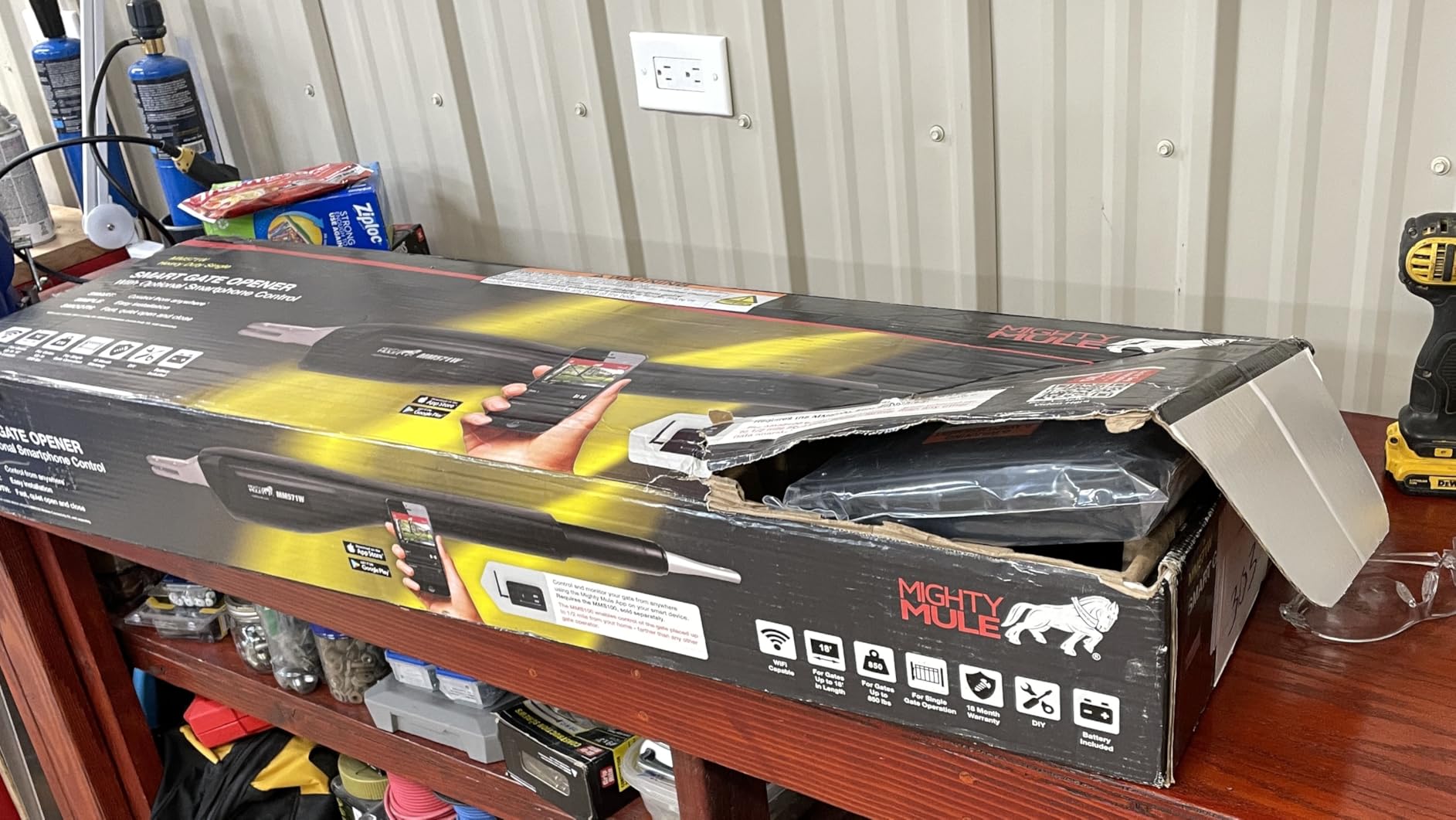 Mighty Mule Gate Opener, Solar and Smart Ready, Heavy Duty Automatic Gate Opener, Gates up to 18ft or 850lb, Single Gate Opener, MM571W customer photo 2
