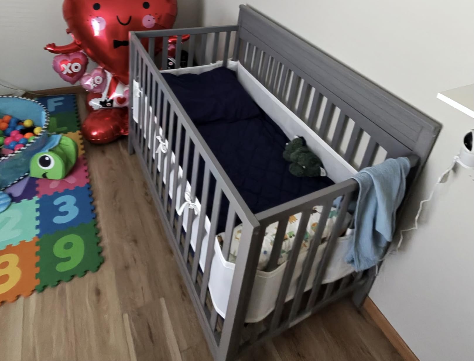 Oxford Baby Harper 4-in-1 Convertible Crib, Dove Gray, GreenGuard Gold Certified customer photo 1