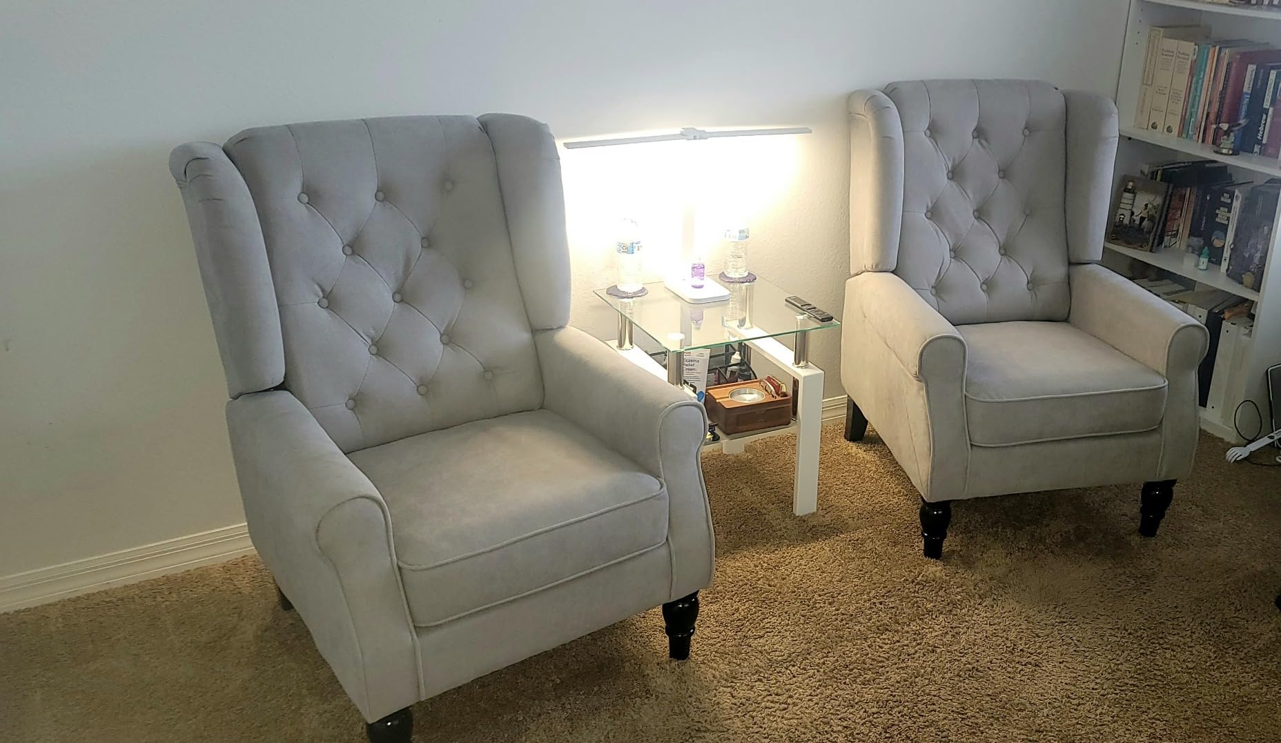 HOMCOM Mid-Century Modern Accent Chair, High Wingback Reading Chair, Button-Tufted Upholstered Fabric Armchair with Retro Wood Legs for Apartment, Living Room, Bedroom, Blue customer photo 1