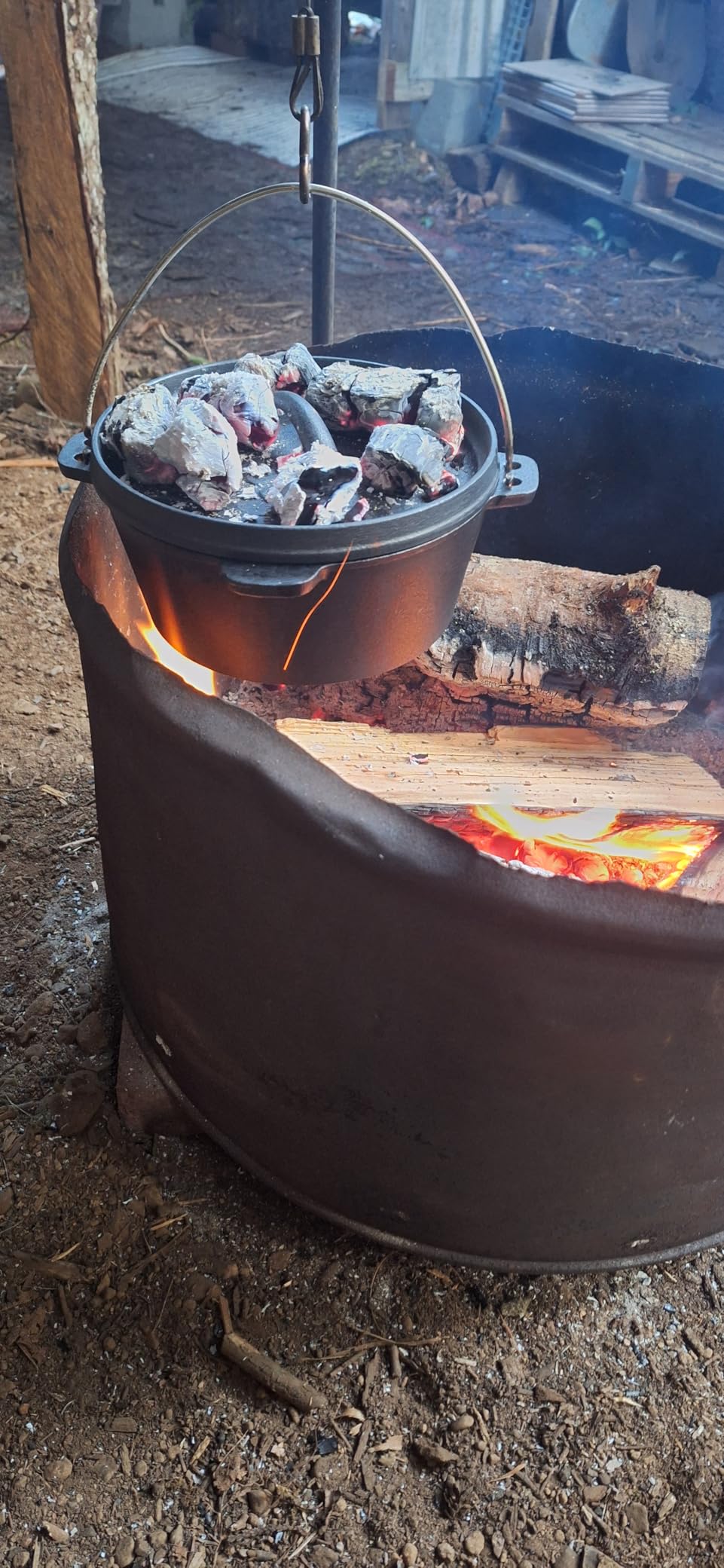 Stansport Pre-Seasoned Cast Iron Dutch Oven customer photo 2