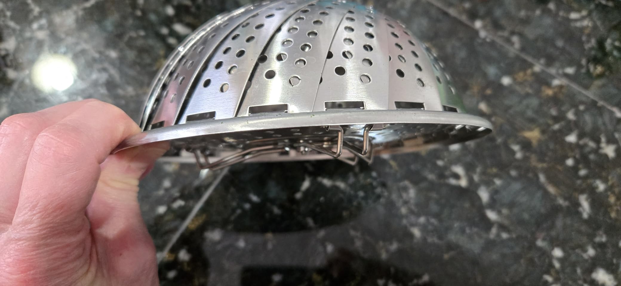 Sayfine Vegetable Steamer Basket, Premium Stainless Steel Veggie Steamer Basket for cooking - Folding Expandable Steamers to Fits Various Size Pot (Large 6