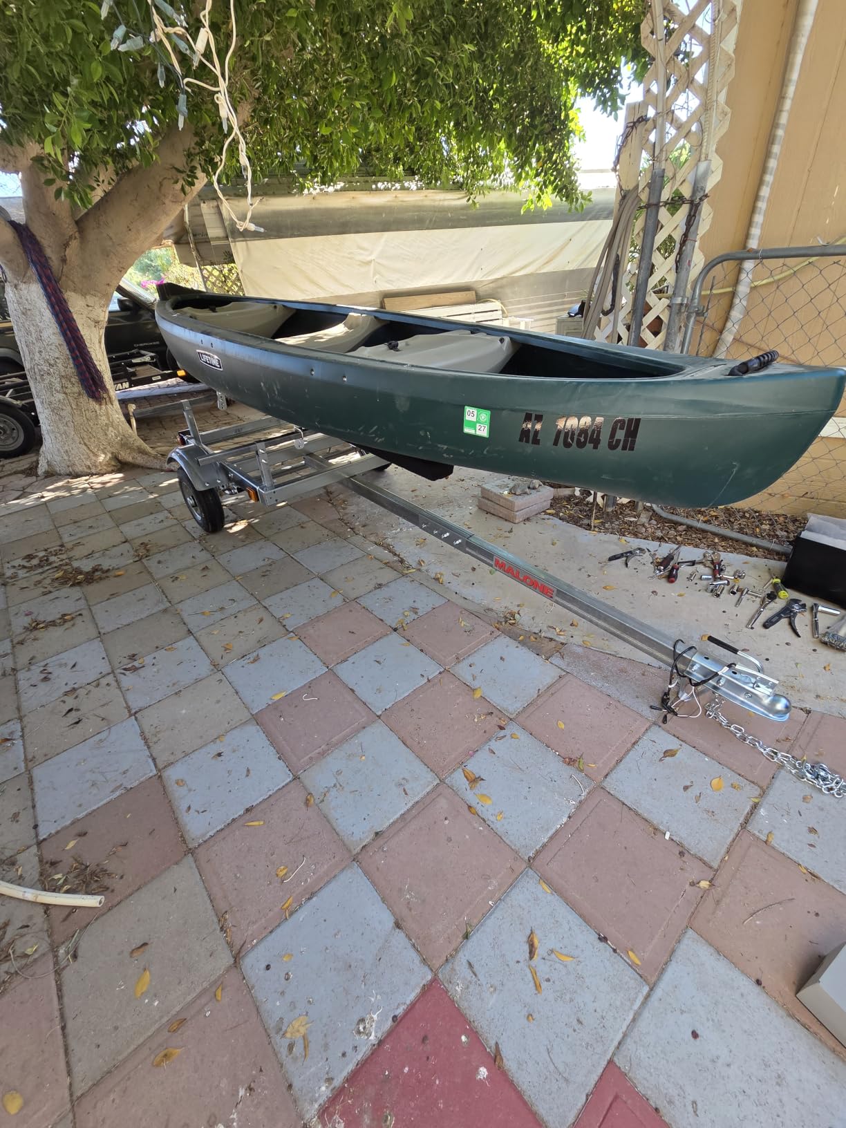 Malone MPG586XB EcoLight 1 Kayak Trailer with 1 Bunk Kayak Carrier | 14' / 400 lbs Capacity | Fully Submersible | Marine Grade Galvanized Steel Construction customer photo 2