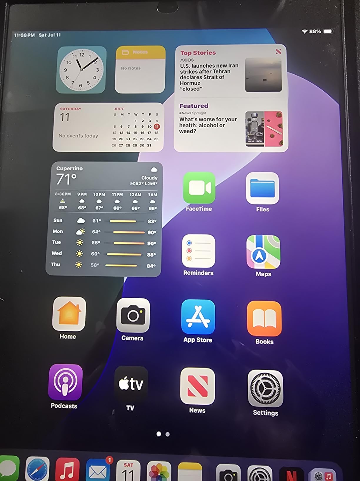 Apple iPad, 10.2-Inch, Wi-Fi, 32GB, Space Gray (Renewed) customer photo 2