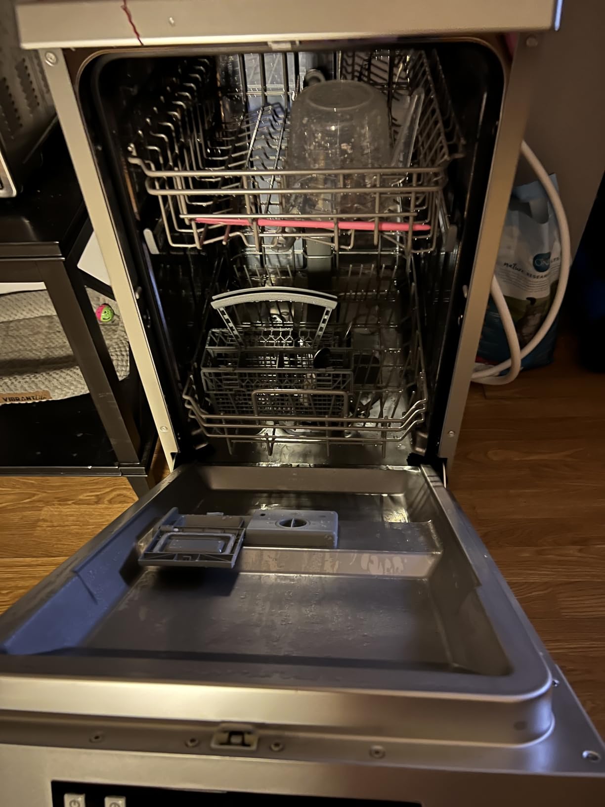 SPT SD-9263SS 18-Inch Wide Portable Stainless Steel Dishwasher with ENERGY STAR, 6 Wash Programs, 8 Place Settings and Stainless Steel Tub customer photo 2