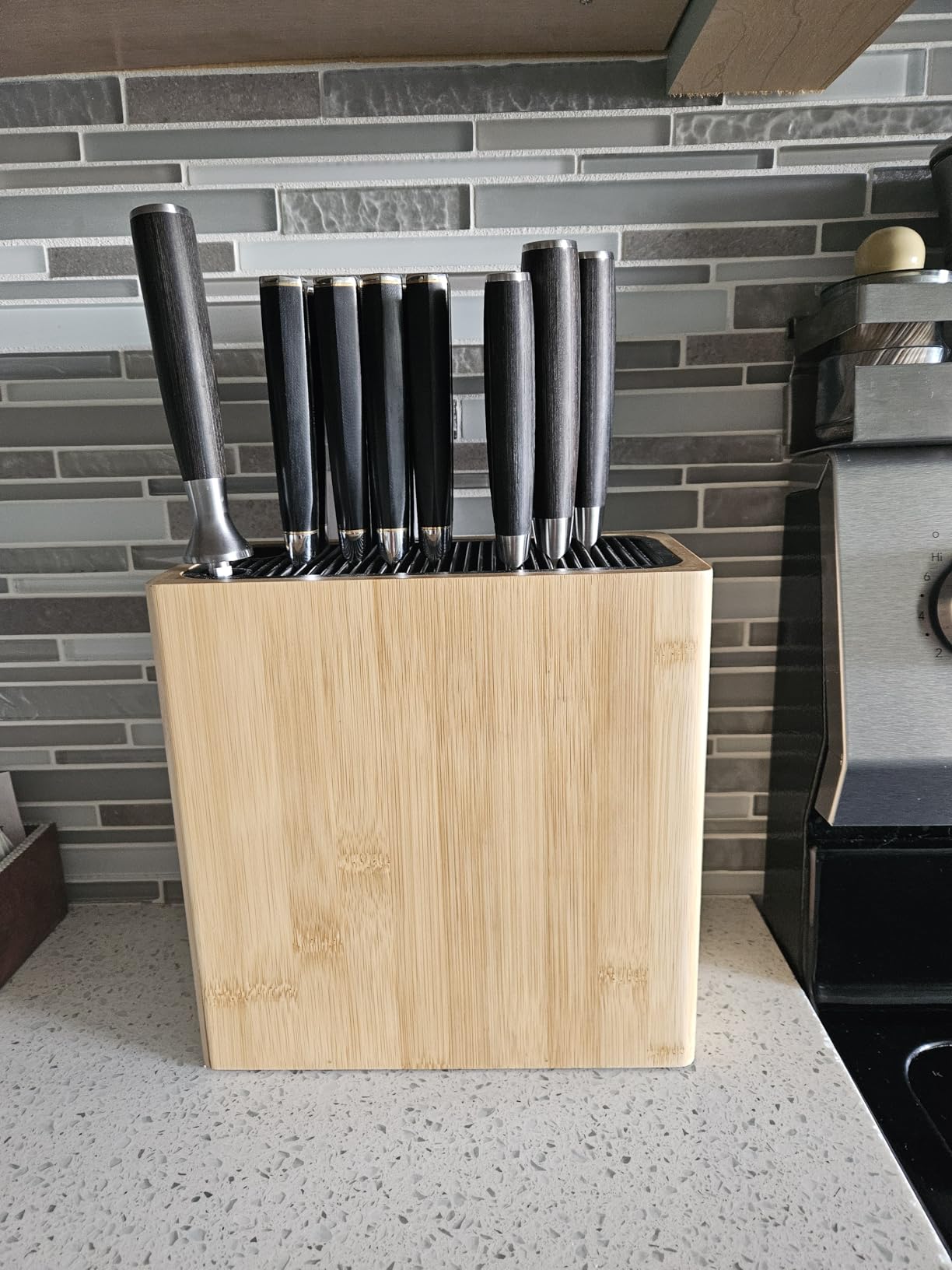 KITCHENDAO XL Bamboo Universal Knife Block Holder with Slots for Scissors and Sharpening Rod, Safe, Space Saver Knives Storage Stand Display without Knives, Unique Slot Design to Protect Blade customer photo 1