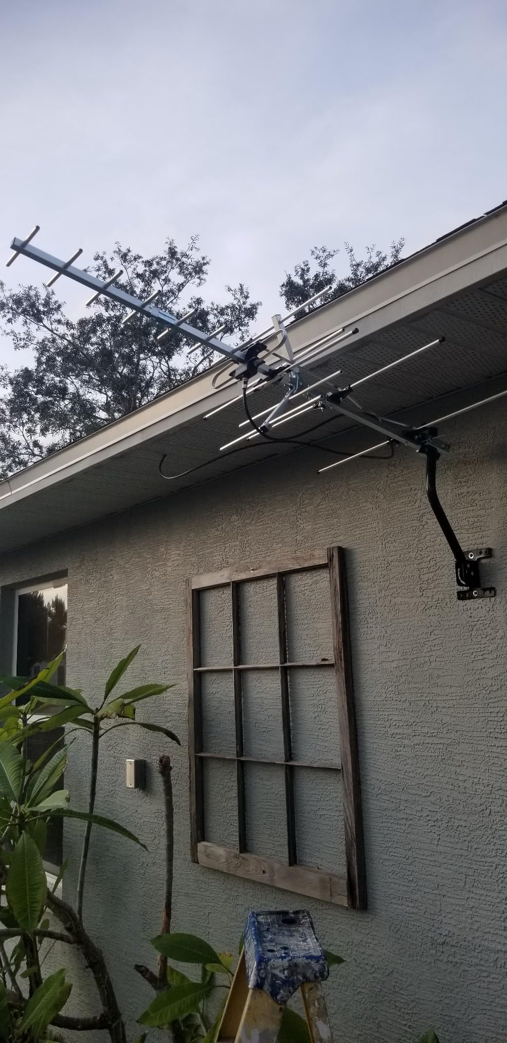 Five Star TV Antenna Indoor/Outdoor Yagi Satellite HD Antenna with up to 200 Mile Range - Attic or Roof Mount TV Antenna, Digital OTA Radio/FM Antenna for 4K 1080P with Mounting Pole customer photo 1