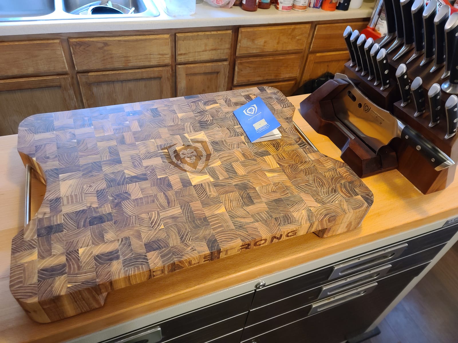 Dalstrong Massive XL Cutting Board - Lionswood End-Grain Teak - 25