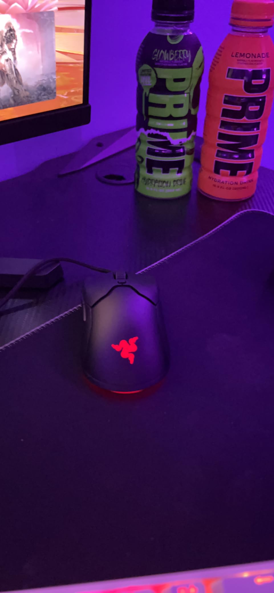 Razer Viper Mini - Wired Gaming Mouse for PC/Mac (Ultralight 61g, Ambidextrous, Speedflex Cable, 8500 DPI Optical Sensor, Chroma RGB Illumination) Black customer photo 1