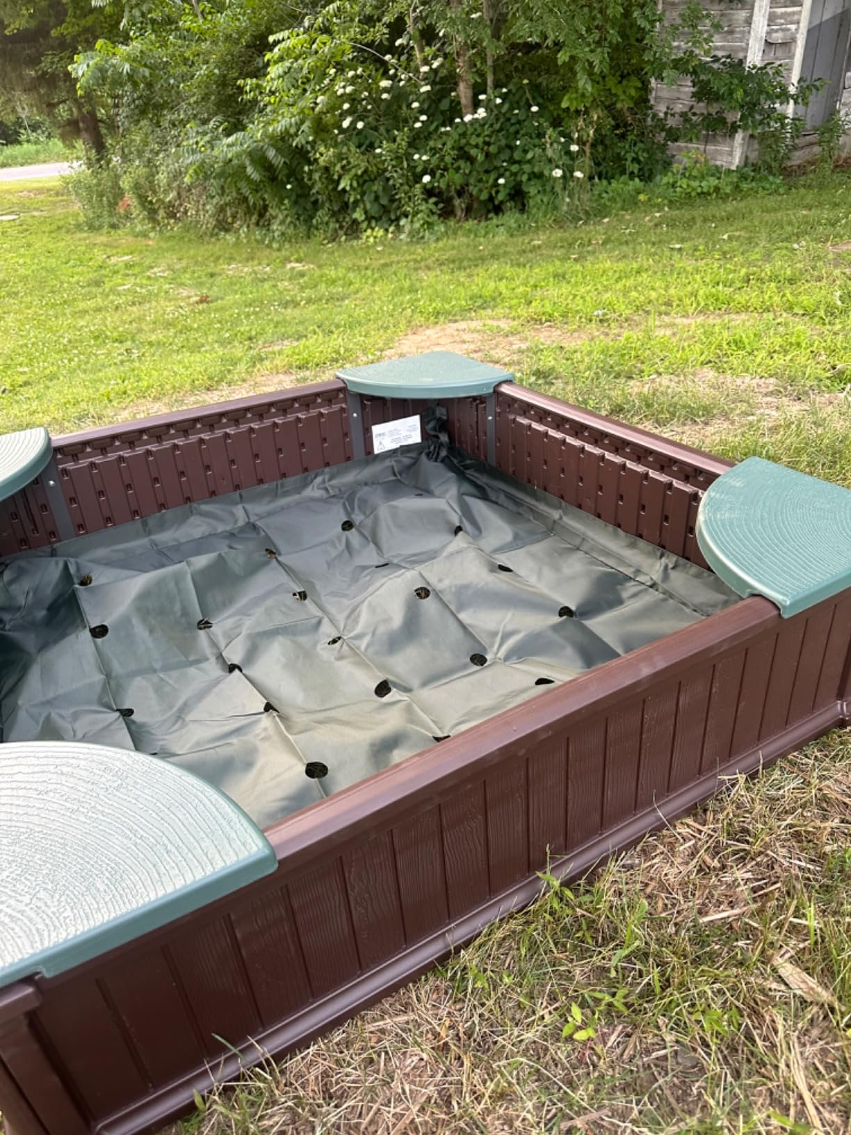 Badger Basket 2 in 1 Sandbox & Garden Planter - Easy Assembly Outdoor Sensory Play and Planting Box - Durable Woodgrain Plastic with Cover & Liner (48.75 x 48.75 x 12.01) - Brown/Green customer photo 2