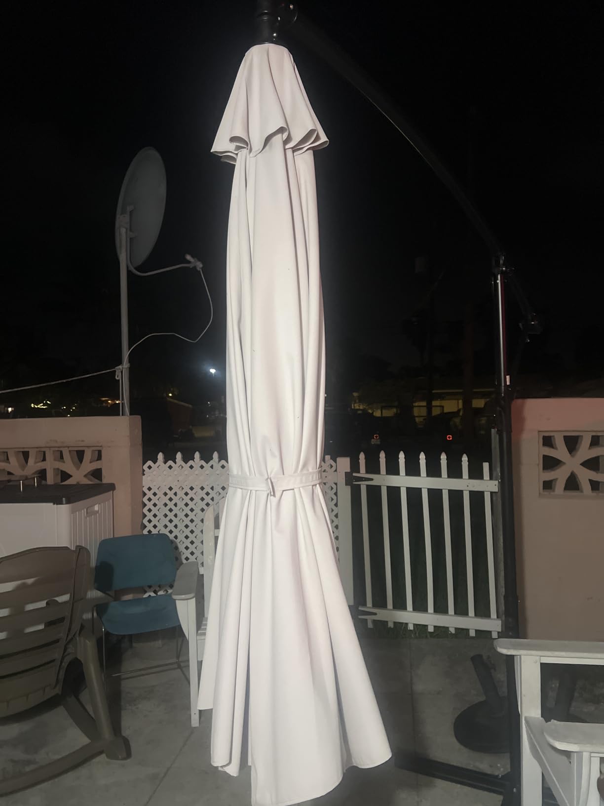 Best Choice Products 10ft Offset Cantilever Hanging Market Patio Umbrella, 8 Sturdy Ribs, Easy Adjustment - Sky Blue customer photo 2