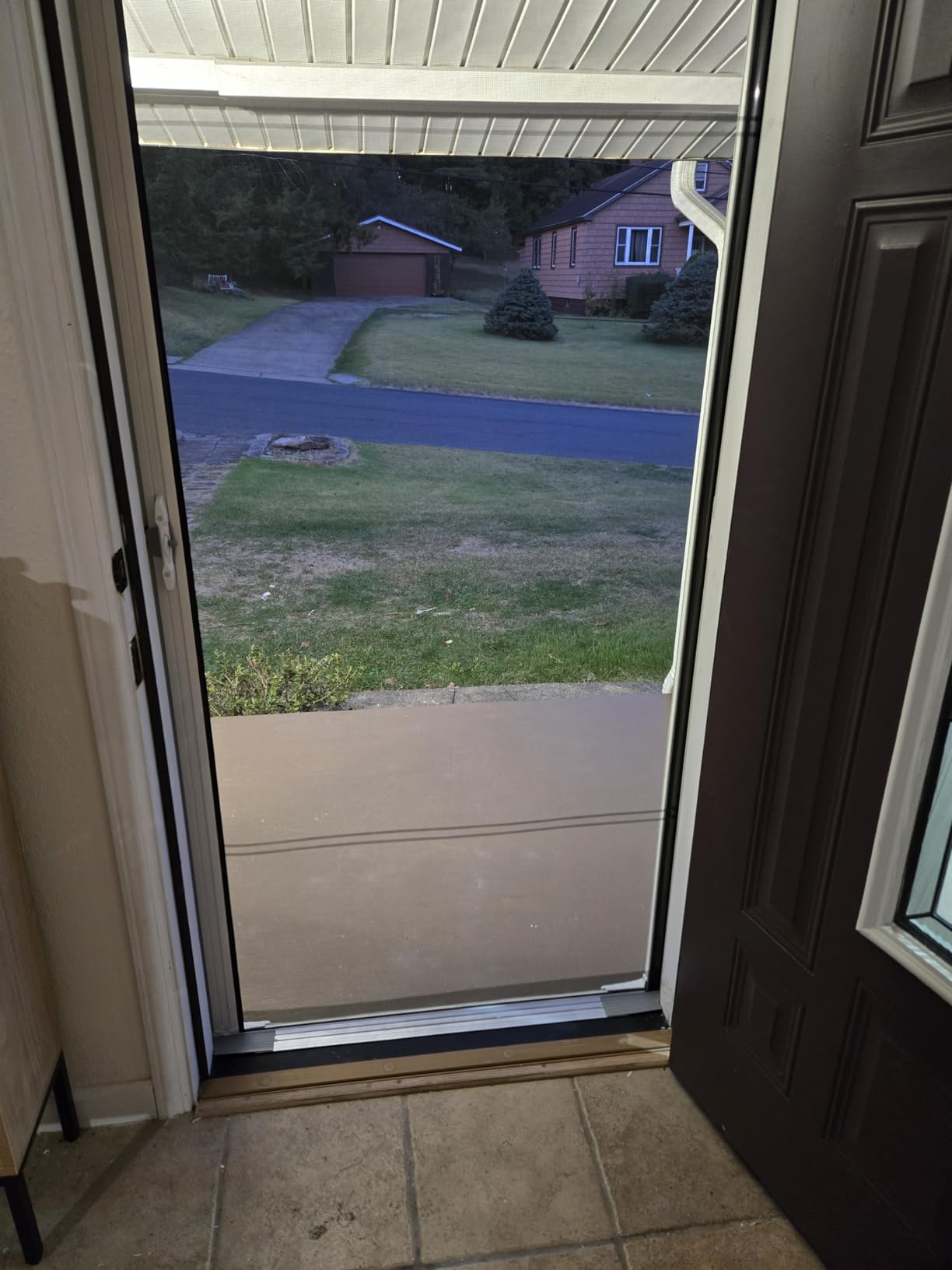 LARSON Brisa Sandstone Retractable Screen Door Thin Mesh 32-36 in Wide | Single, Thin Mesh Screen, High Visibility customer photo 2