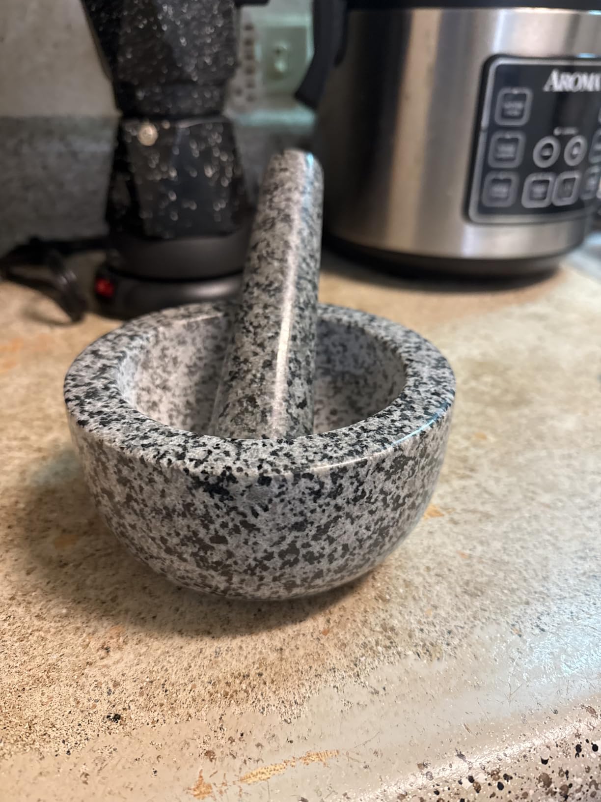 Priority Chef Heavy Duty Large 2 Cup Mortar and Pestle Set, 100% Natural Granite, 6.3 Inch Diameter Bowl, 6.5 Inch Pestle, Non-Slip Base, Stone Grinder for Guacamole Salsa Pesto Herbs Spices, Black customer photo 1