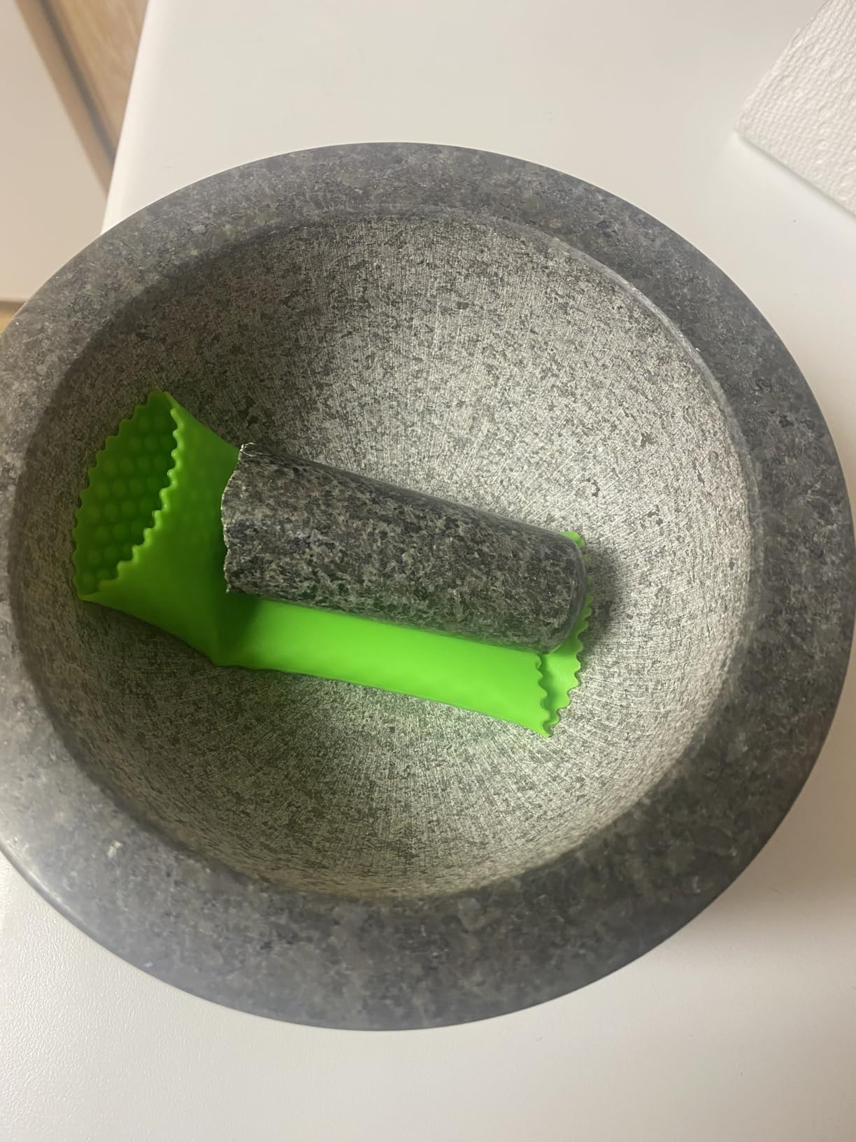 Priority Chef Heavy Duty Large 2 Cup Mortar and Pestle Set, 100% Natural Granite, 6.3 Inch Diameter Bowl, 6.5 Inch Pestle, Non-Slip Base, Stone Grinder for Guacamole Salsa Pesto Herbs Spices, Black customer photo 2