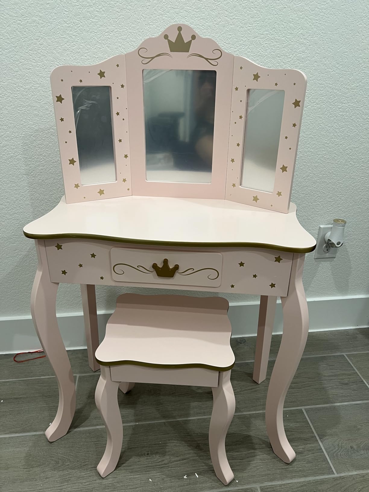 UTEX Pink Crown Princess Kids Vanity Set with Drawer for Little Girls | Wooden Toddler Vanity, Kids Vanity Table and Chair Set, Crown and Star Patterns, Gold Edge Trim, Princess Style customer photo 2