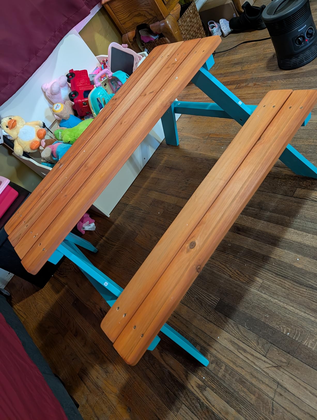 Teamson Kids - Wooden Outdoor Child Children Kids Picnic Table & Chair Bench Set - Brown/Aqua | Weather-Resistant Pine Wood, Seats 4 Children, Ideal for Backyard, Patio, Garden customer photo 2
