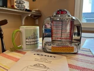 Crosley CR1120A-SI Diner Jukebox Radio, Silver | FM Radio, Bluetooth In, Built-in Full-Range Speaker, Flippable Title Cards, Micro-USB Power customer photo 2